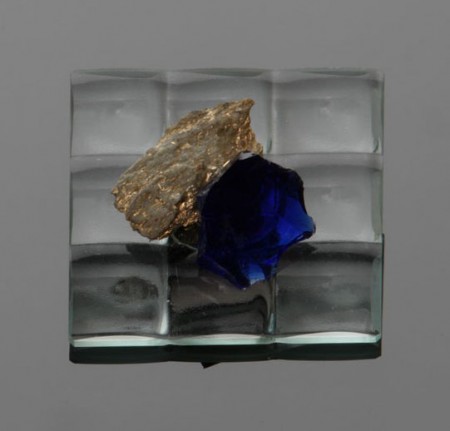 04 brošňa, 2008, sklo, kameň, kov